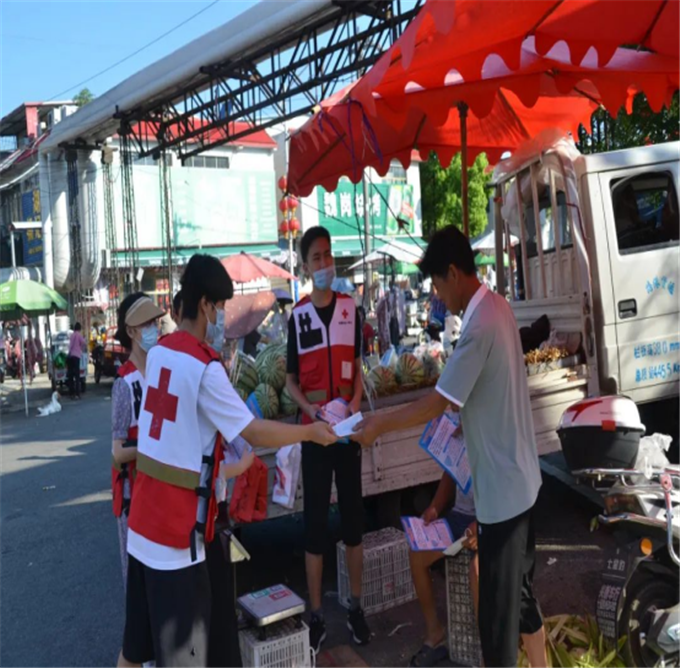 守护生命 救在身边——新野县红十字会启动救命神器AED 投放使用业务培训班